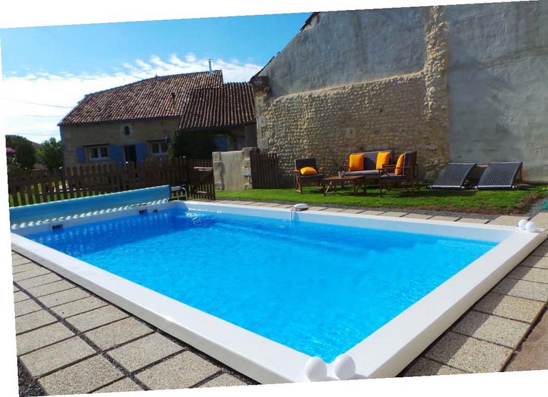 Riviera piscines mourgues autre vue