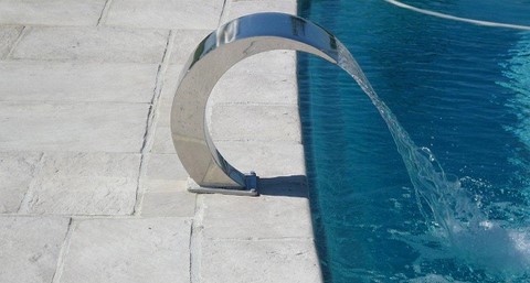 cascades piscines mourgues freedom